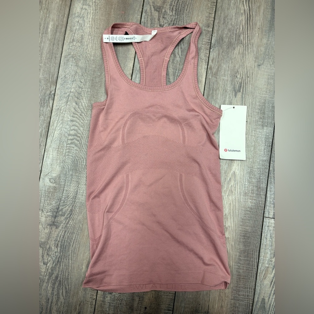lululemon athletica Dusty Rose Seamless Racerback Tank New! Size 4